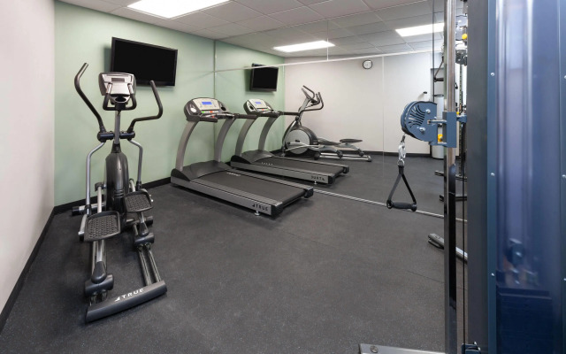 Wingate by Wyndham Sheboygan