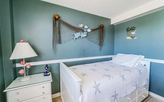 St Thomas Square #1210a