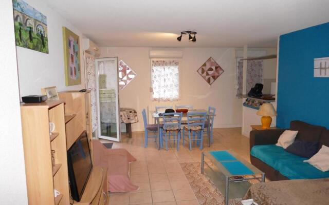 Carcassonne T3 résidentiel rez de jardin piscine, wifi, tennis, fitness