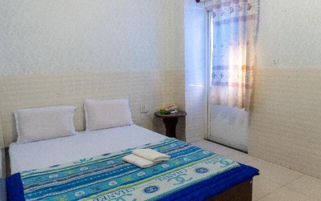 Quynh Anh Hotel by ZUZU