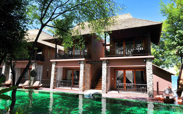 Koh Tao Beach Club