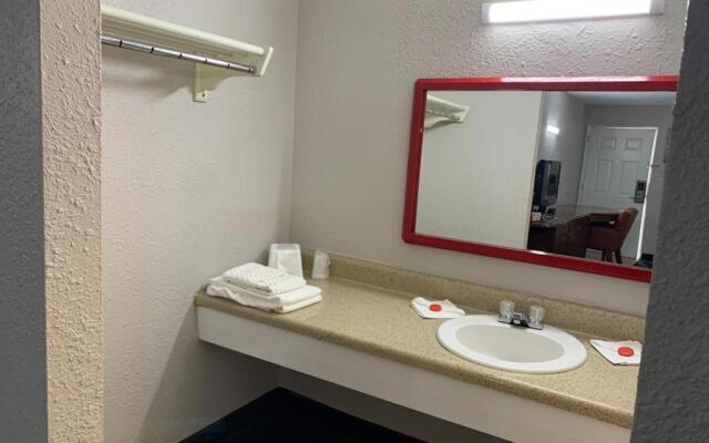 Motel 6 New Port Richey, FL