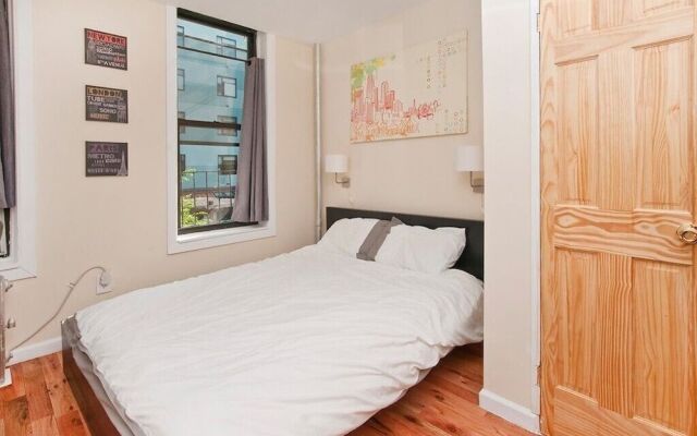 Upscale Newly Renovated 2 BR on Midtown East