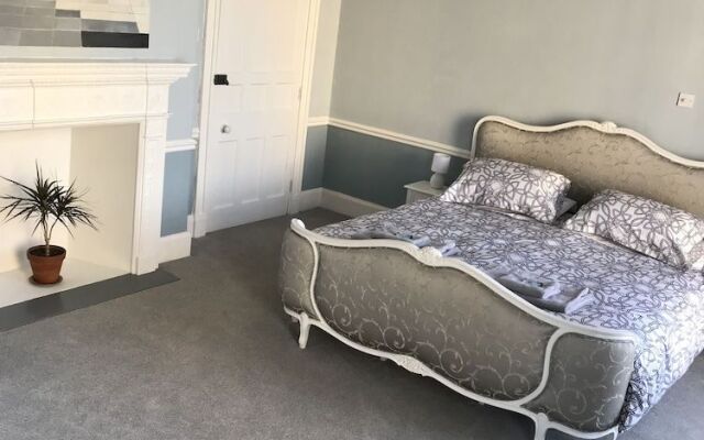 Regency Rooms