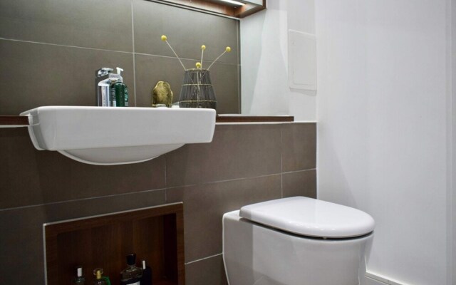 Stylish 1 Bedroom With Stunning City Views