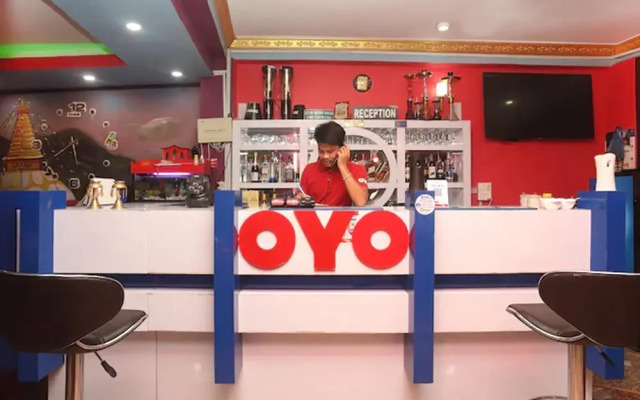 OYO 711 Hotel Mustang Plaza