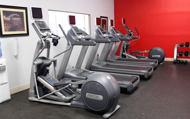 Radisson Rochester Airport