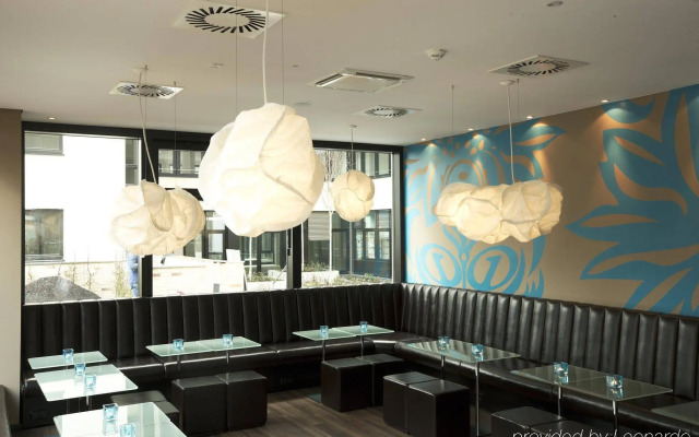 Motel One Hamburg - Alster