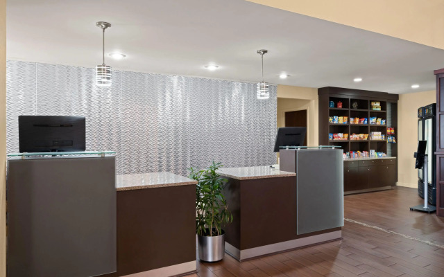 La Quinta Inn & Suites by Wyndham Florence