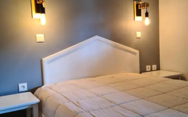 Appartement en résidence ete/hiver piscine