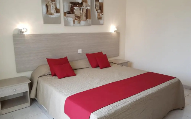 Tasiana Hotel Apartments Complex