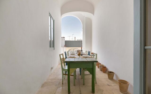 3082 Palazzo Mazziotti by Perle di Puglia