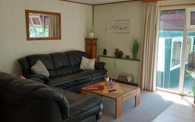 Marina beach chalet nummer 28