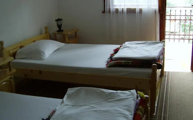 Family Hotel Shisharka