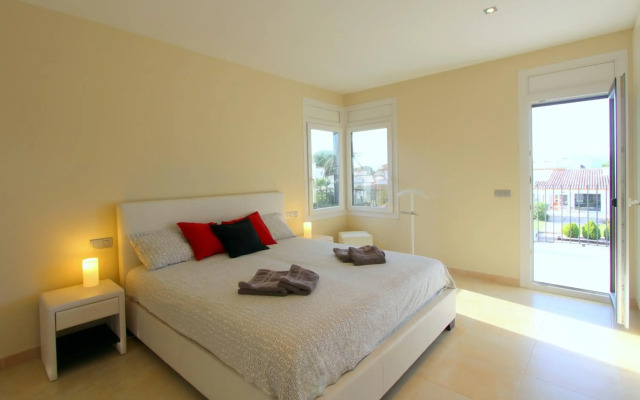 LEON Immo Villa Olivia - 10039