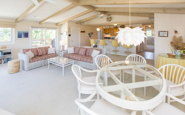 Paradise On Poles - 5 Br Home