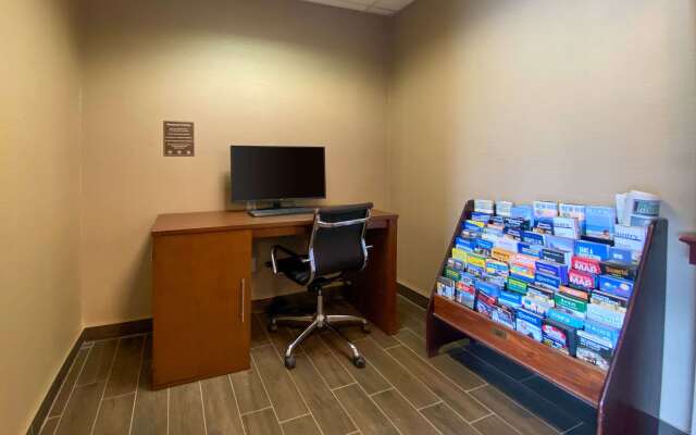 Comfort Inn East Windsor - Springfield