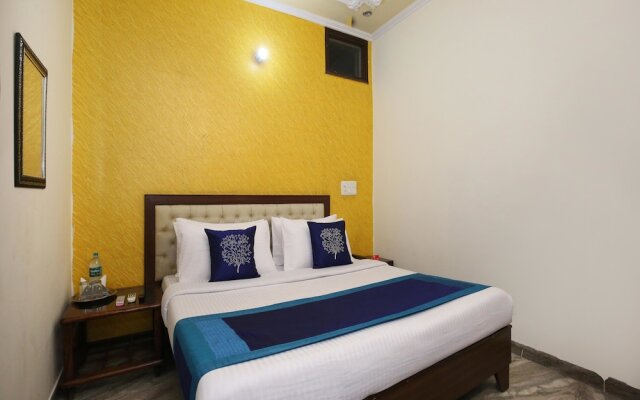 OYO 9661 Hotel Victoria Palace