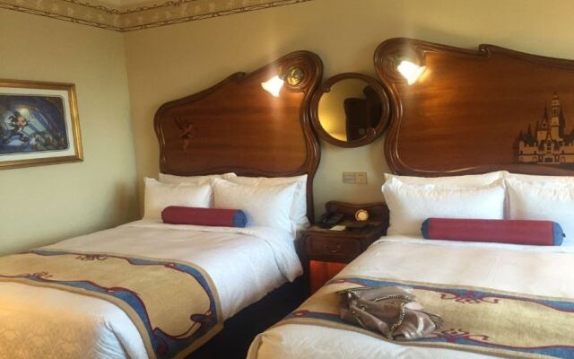 Shanghai Disneyland Hotel 