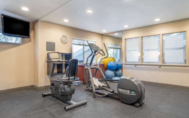 Best Western Plus Bayside Hotel