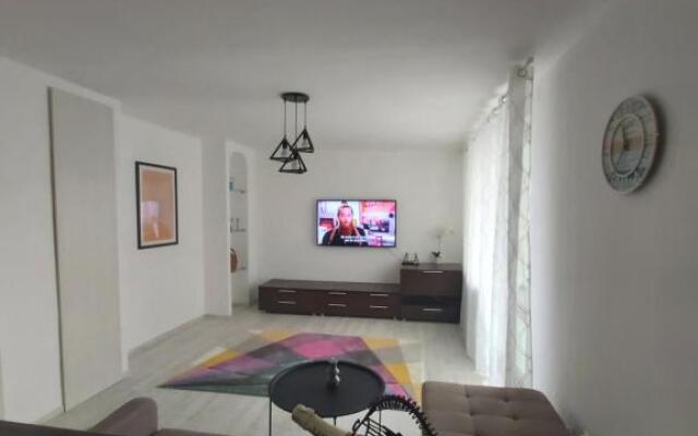 Chic Apartament