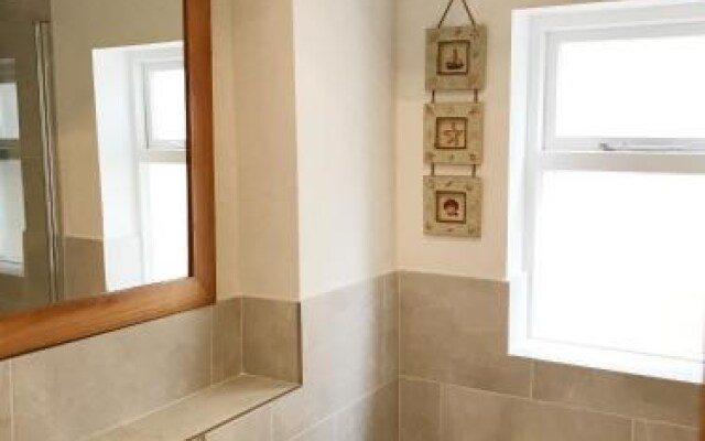 Archway Garden Apartment