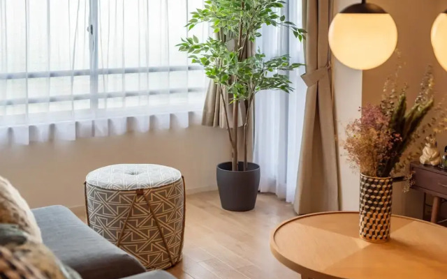 Bijou Suites Pieces