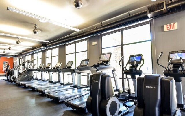 Plano Beautiful Studio Apartment