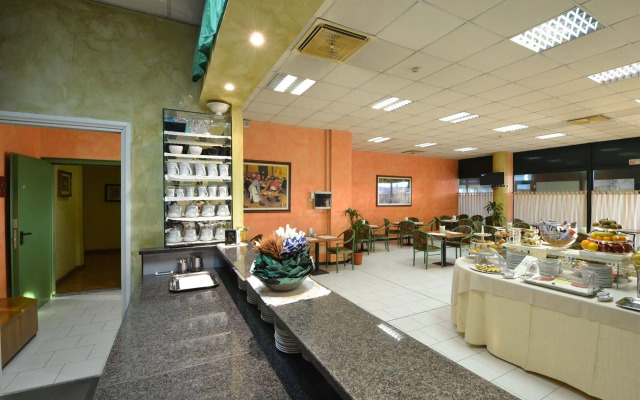 Sun Hotel