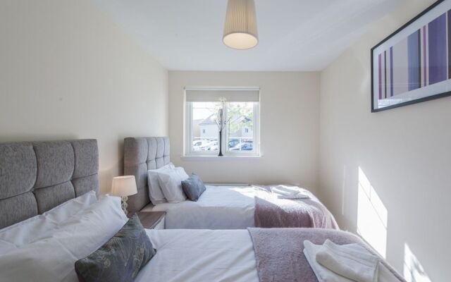Duloch Apartments KW