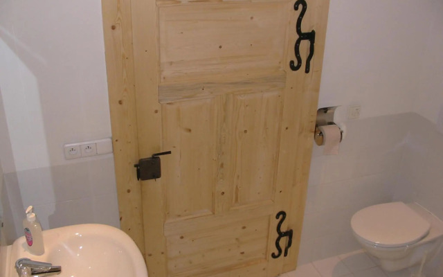 Drevenica Traditional Cottage Old Centre