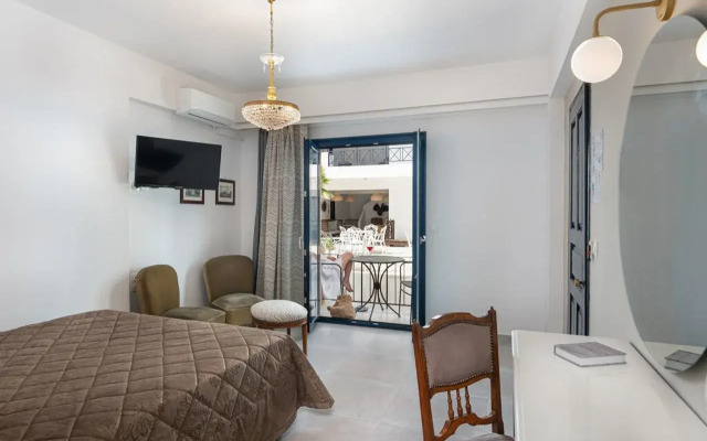 Nami Hotel & Suites