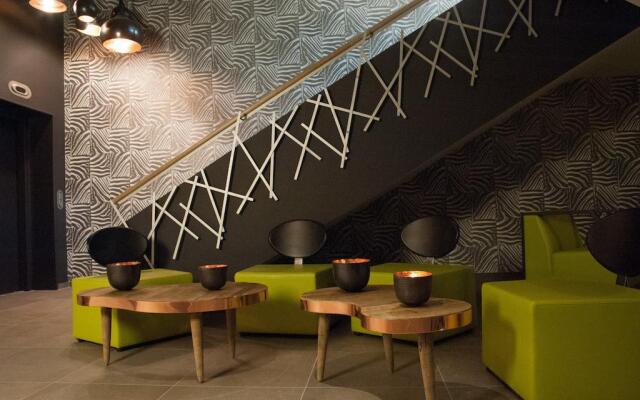Urban Lodge