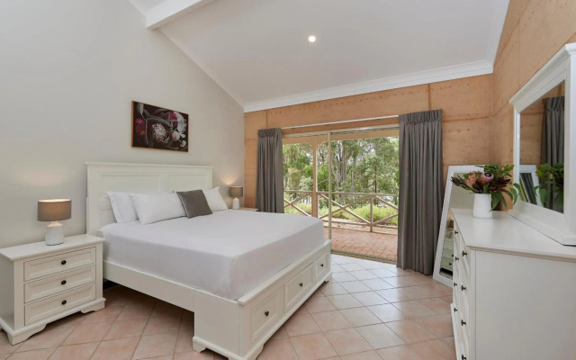 Eight Willows Retreat