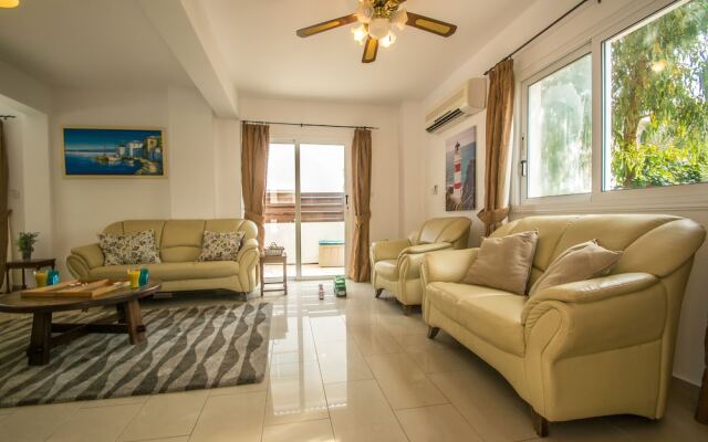 Pernera Sea Holiday Villa