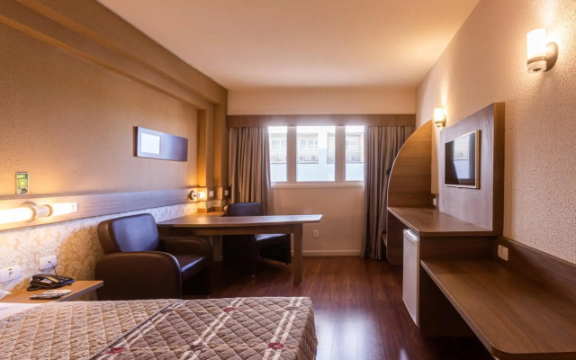 Hotel 10 Palmas