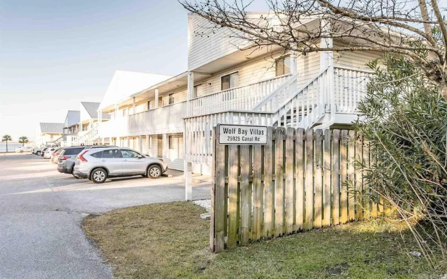 Wolf Bay Villas #106