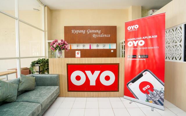 Hotel O Surabaya near Surabaya Town Square formerly Kupang Gunung Residence