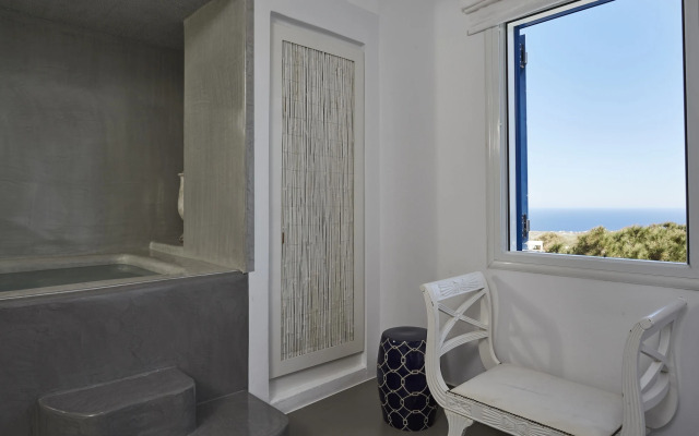 Loizos Apartments