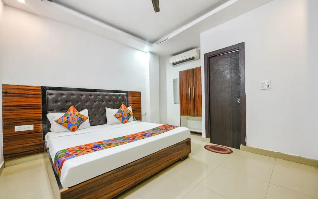 Fabhotel Glorify