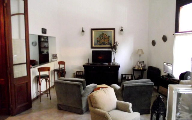 Mansilla 3935 B&B