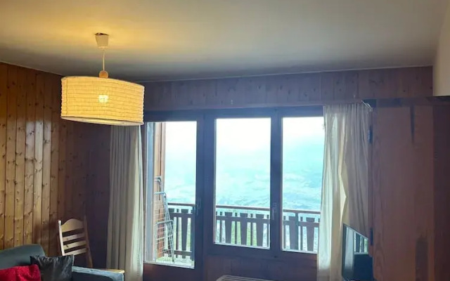 Gracious Studio With Amazing Views