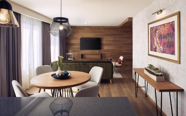 Frida Boutique Stays by Viadora