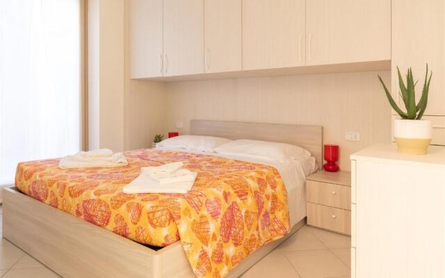 IseoLakeRental - Blondie House