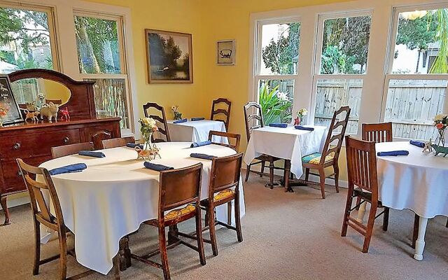 44 Spanish Street Inn - Adults Only