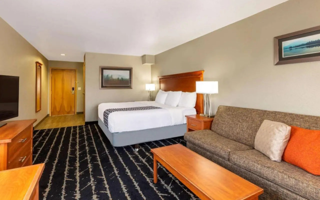 La Quinta Inn & Suites by Wyndham Vancouver