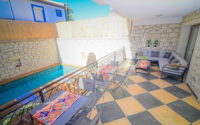 9 Alacati Boutique Hotel