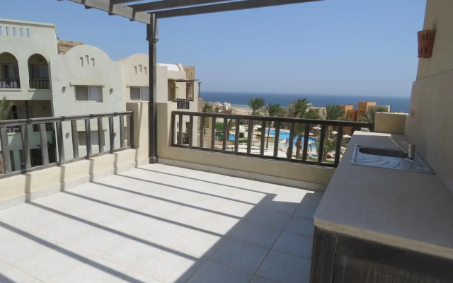 Azzurra two-Bedroom Apartment at Sahl Hasheesh