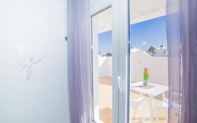 Flower Beach Suite 6