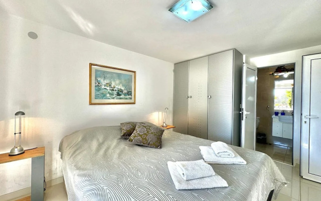 Sun Rose apartments Sveti Stefan